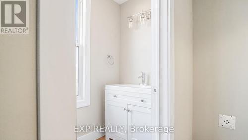 491 Upper Wentworth Street, Hamilton, ON - Indoor