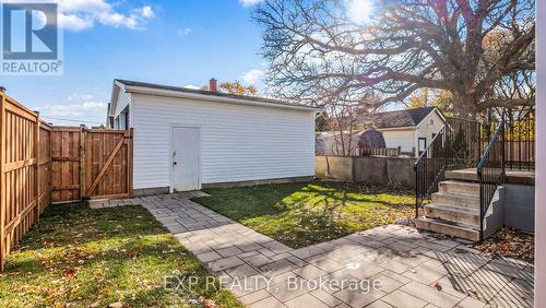 491 Upper Wentworth Street, Hamilton, ON - Outdoor
