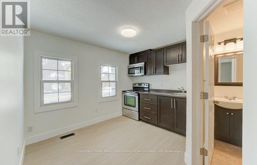 190 Lancaster Street E, Kitchener, ON - Indoor