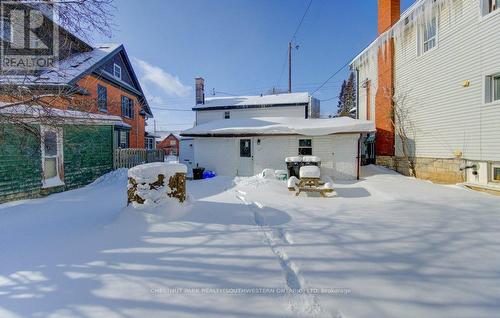 190 Lancaster Street E, Kitchener, ON - Outdoor