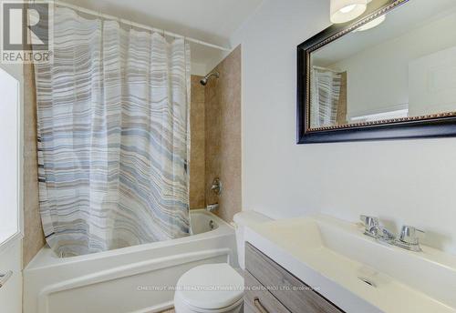 190 Lancaster Street E, Kitchener, ON - Indoor Photo Showing Bathroom