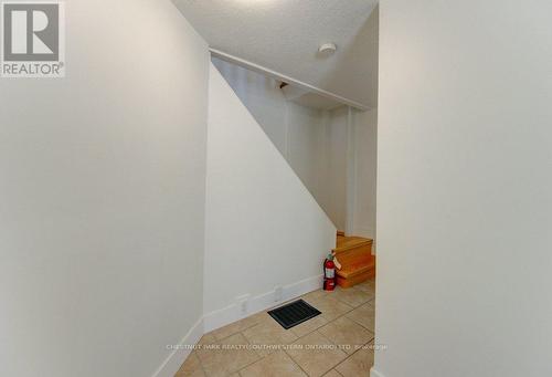 190 Lancaster Street E, Kitchener, ON - Indoor Photo Showing Other Room