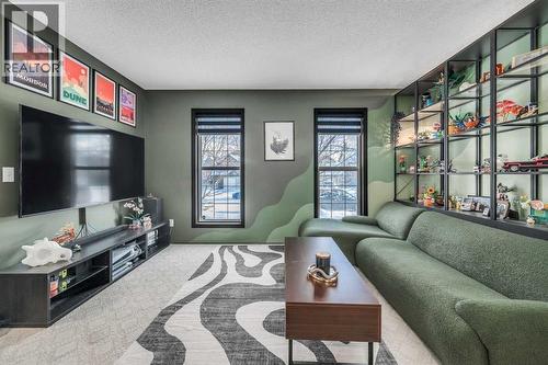 165 Everstone Drive Sw, Calgary, AB - Indoor