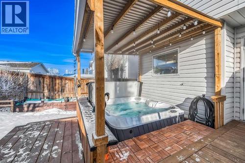 165 Everstone Drive Sw, Calgary, AB - Outdoor With Deck Patio Veranda With Exterior