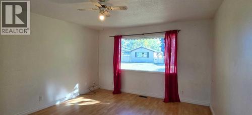 3431 30A Avenue Se, Calgary, AB - Indoor Photo Showing Other Room