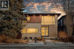 3216 5 Street NW  Calgary, AB T2M 3C9