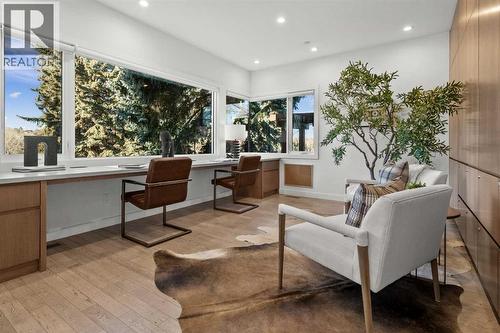 3216 5 Street Nw, Calgary, AB - Indoor