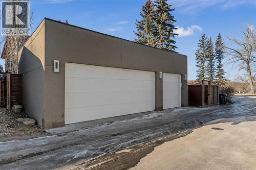 3216 5 Street Nw, Calgary, AB - Outdoor