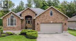 11 ALGONQUIN AVENUE  Brighton, ON K0K 1H0
