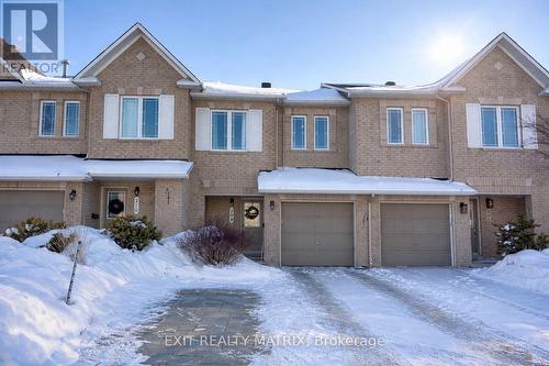 208 GREENRIDGE STREET  Ottawa, ON K1C 7R3