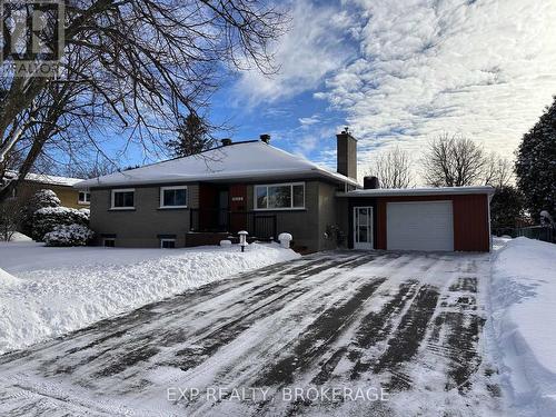 1502 Farnsworth Avenue, Ottawa, ON - Outdoor