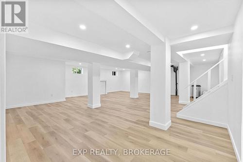 1502 Farnsworth Avenue, Ottawa, ON - Indoor Photo Showing Other Room