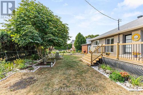 1502 Farnsworth Avenue, Ottawa, ON - Outdoor With Deck Patio Veranda