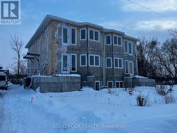 6758 ROCQUE STREET  Ottawa, ON K1C 1A2