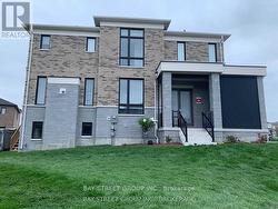 1095 AZALEA AVENUE  Pickering, ON L1X 0G7