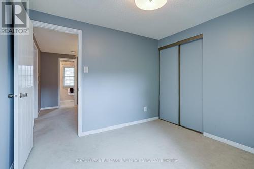 2055 Hunters Wood Drive, Burlington, ON - Indoor Photo Showing Other Room