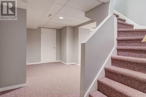 2055 Hunters Wood Drive, Burlington, ON - Indoor Photo Showing Other Room