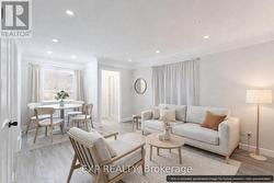 16 AINSLIE AVENUE  Hamilton, ON L8S 2J3