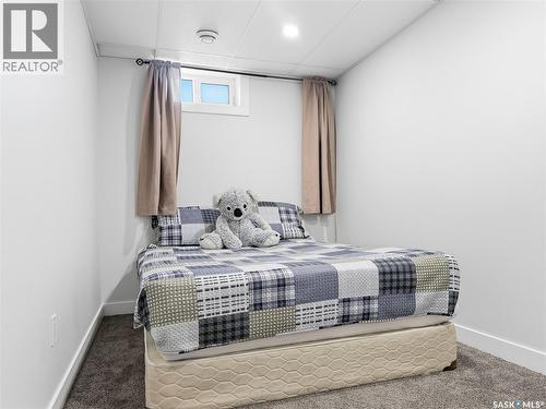 158 Bentley Drive, Regina, SK - Indoor Photo Showing Bedroom