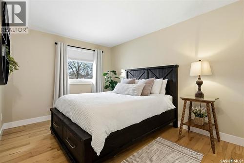 2611 Grainger Place E, Regina, SK - Indoor Photo Showing Bedroom