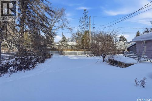4214 Richmond Place, Regina, SK - Outdoor