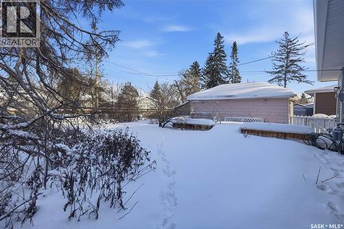 4214 Richmond Place, Regina, SK - Outdoor