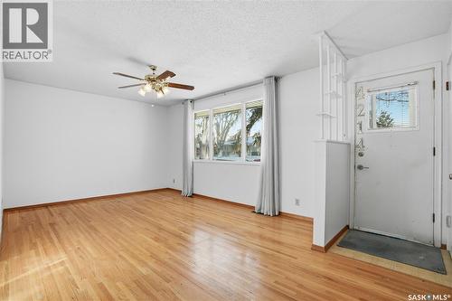 4214 Richmond Place, Regina, SK - Indoor Photo Showing Other Room