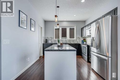 335 Copperpond Row Se, Calgary, AB 