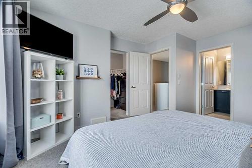 335 Copperpond Row Se, Calgary, AB 