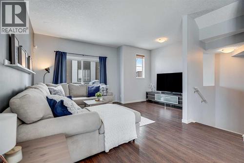 335 Copperpond Row Se, Calgary, AB 