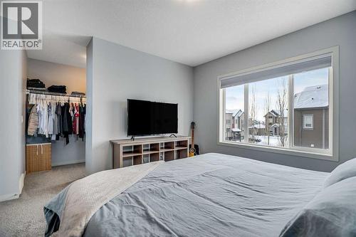 335 Copperpond Row Se, Calgary, AB 