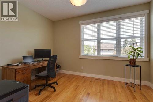3rd Bedroom - 417 29 Avenue Nw, Calgary, AB - Indoor Photo Showing Office