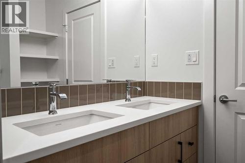 302, 550 Seton Circle Se, Calgary, AB - Indoor Photo Showing Bathroom