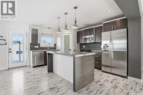 230 Kloppenburg Way, Saskatoon, SK - Indoor Photo Showing Kitchen With Stainless Steel Kitchen With Upgraded Kitchen