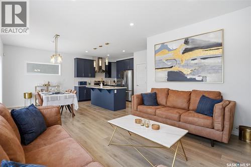 3033 Bellegarde Crescent, Regina, SK - Indoor Photo Showing Living Room