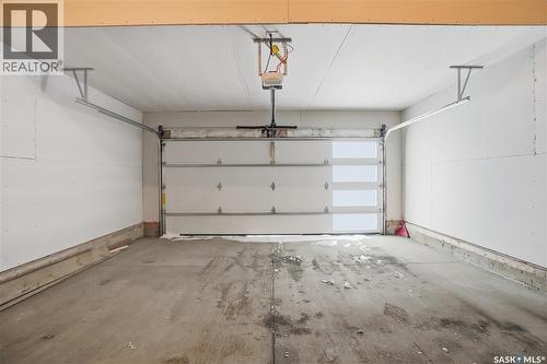 3033 Bellegarde Crescent, Regina, SK - Indoor Photo Showing Garage