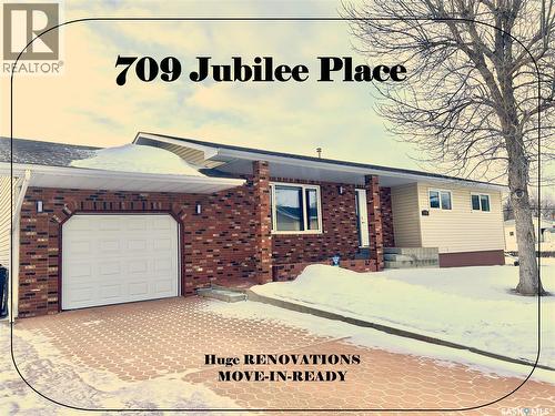 709 Jubilee PLACE  Estevan, SK S4A 0A1