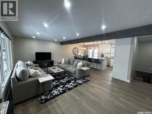 709 Jubilee Place, Estevan, SK - Indoor