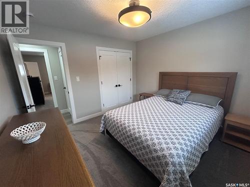 709 Jubilee Place, Estevan, SK - Indoor Photo Showing Bedroom