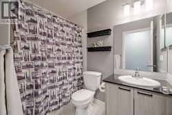 4 Piece Bathroom Upstairs - 