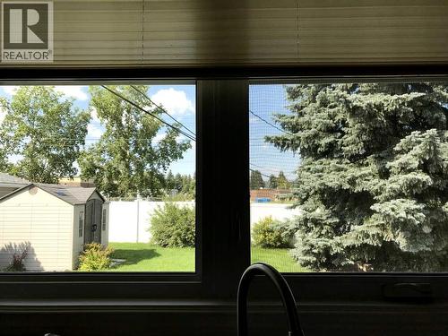 5232 44 Avenue Nw, Calgary, AB - 