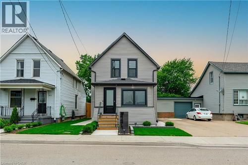 4471 FIRST Avenue  Niagara Falls, ON L2E 4G1