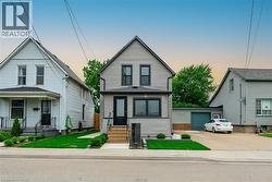 4471 FIRST Avenue Niagara Falls, ON L2E 4G1