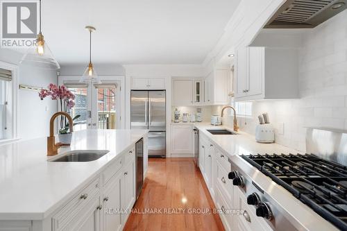 410 Mcleod Street, Ottawa, ON - Indoor Photo Showing Kitchen With Double Sink With Upgraded Kitchen
