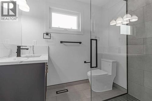 BEDROOM 2 ENSUITE BATHROOM - 340 West Chestermere Drive, Chestermere, AB - Indoor Photo Showing Bathroom