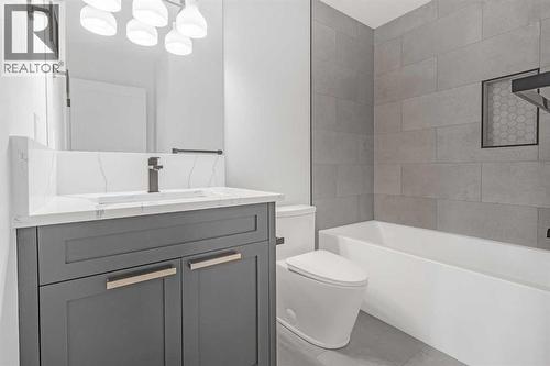 BEDROOM 3 BATHROOM - 340 West Chestermere Drive, Chestermere, AB - Indoor Photo Showing Bathroom