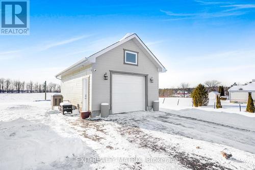 3100 Pattee Road E, Champlain, ON - Outdoor
