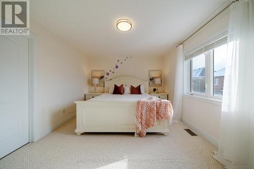 165 Alison Crescent, Oakville, ON - Indoor Photo Showing Bedroom