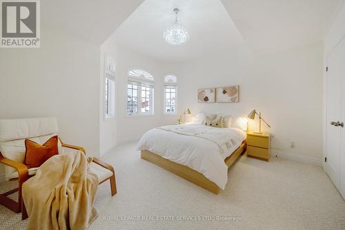 165 Alison Crescent, Oakville, ON - Indoor Photo Showing Bedroom