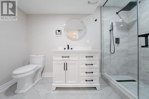 165 Alison Crescent, Oakville, ON - Indoor Photo Showing Bathroom